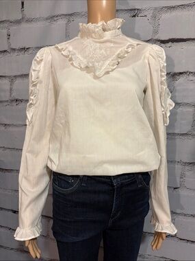 Vintage 1970’s Ruffle Cotton Blouse Size Medium Small